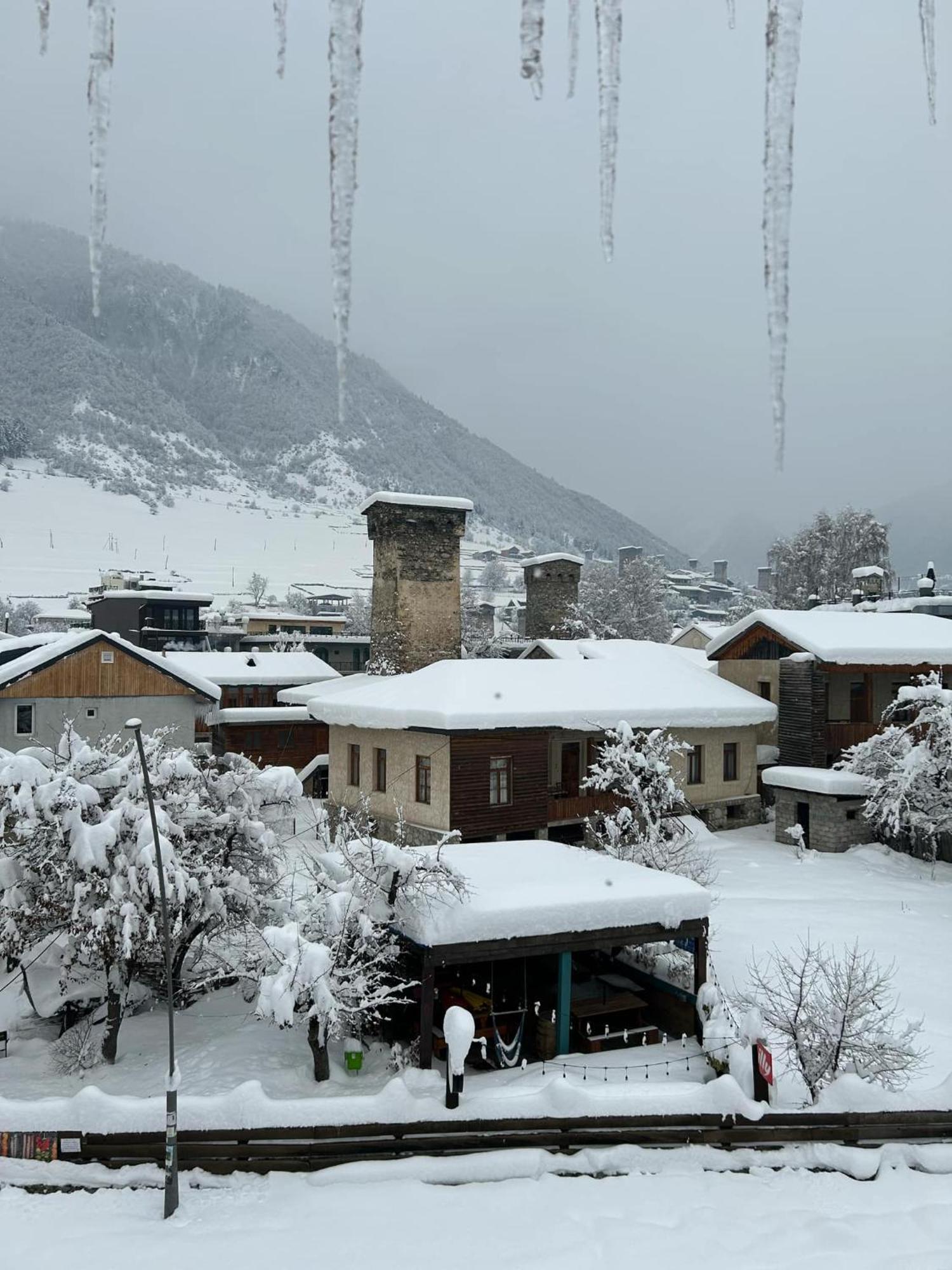 Hotel Svanseti Mestia Luaran gambar